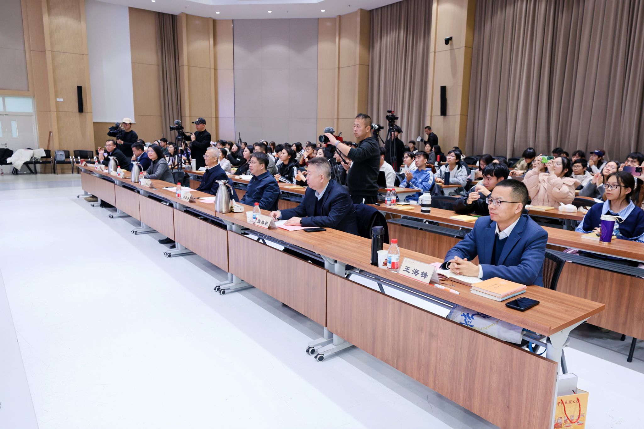 william威廉中文官网